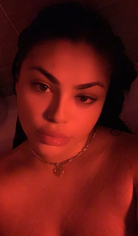 RosalbaNaomi star high quality pic