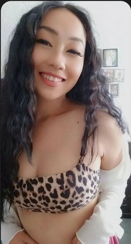 Omgwtfpaa erotic pornstar gallery