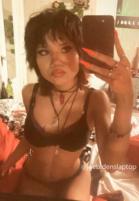 Saintsgoth top actress gallery