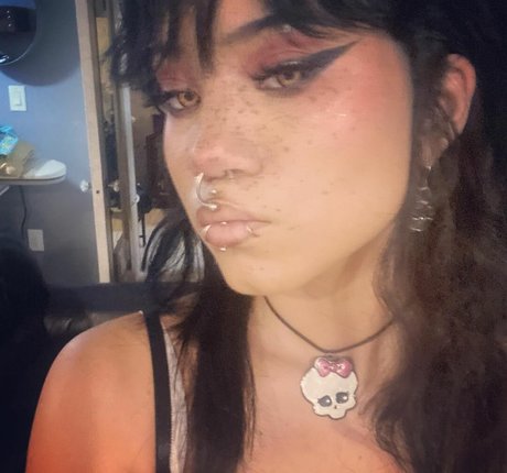 Saintsgoth hot pornstar img