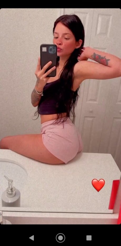 __k baarbiee_ model xxx pic