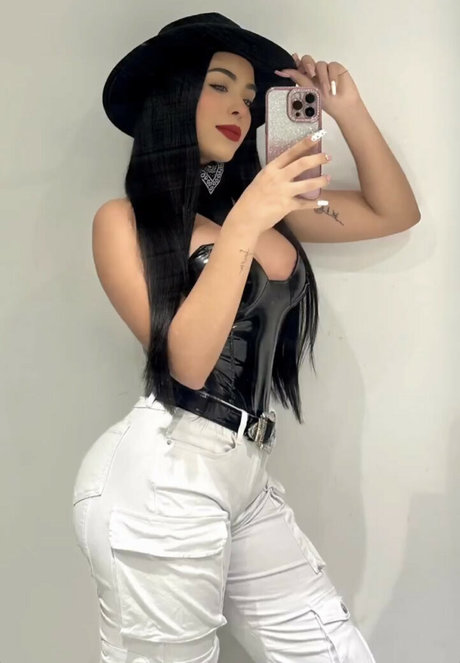 Gemeas Abello star free picture