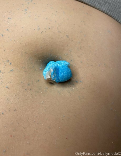 bellymodel2 high quality actress pic