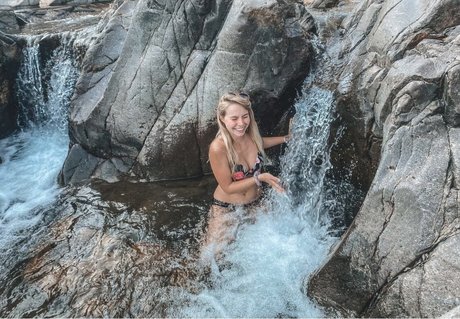 HalieeandKendra star exclusive archive