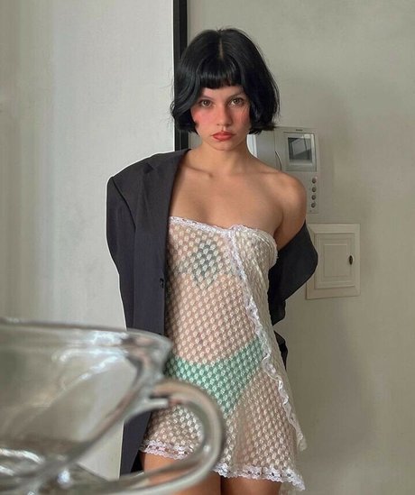 Daniela Montaguth erotic actress archive