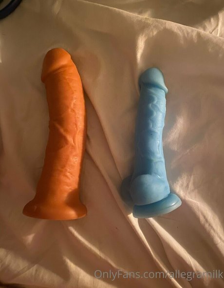 allegramilk model xxx photos