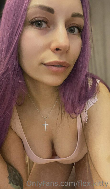 Flex Kitty nudes star image