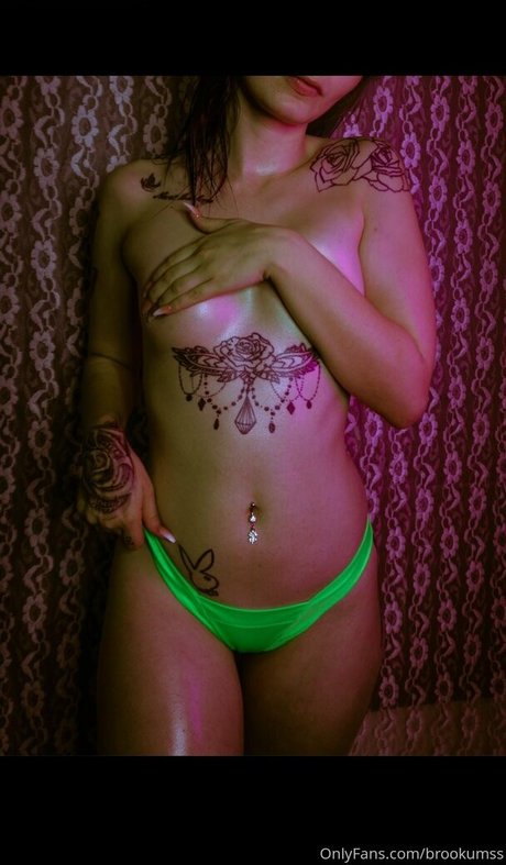 Brooke Ogden model nice images