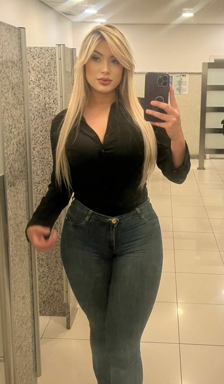 Nathalie Sousa free actress pictures