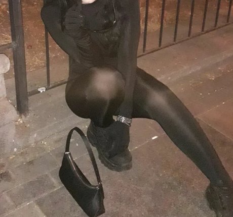 Laira Shine pretty model img