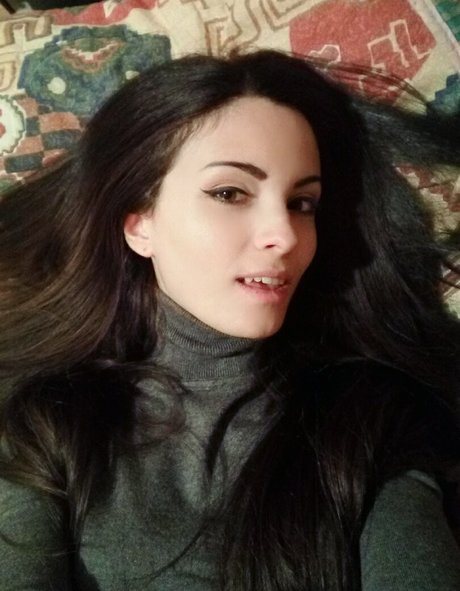 Kafkanya star sexy photos