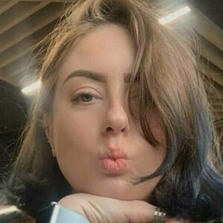 Sweet Buns sex actress image