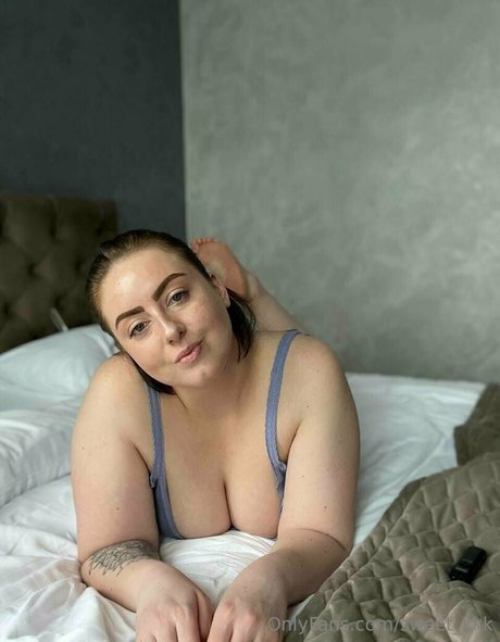 Sweet Buns star top photos