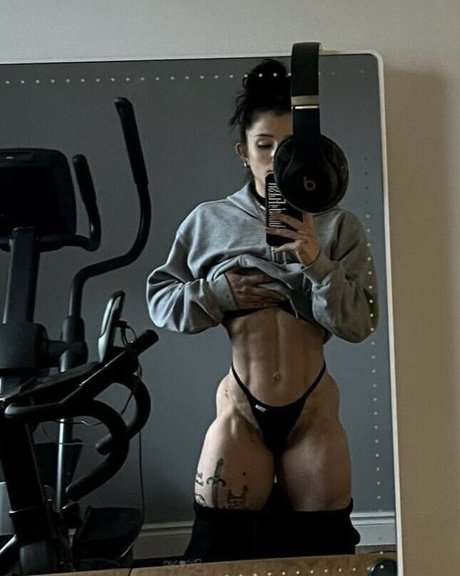 Dgeorgiee nude actress archive