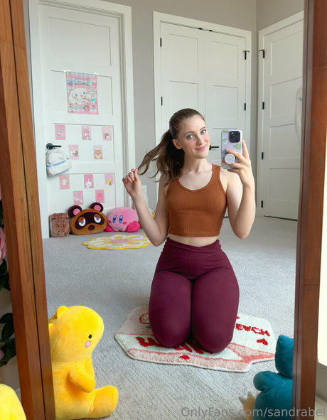 emilybel adult actress galleries