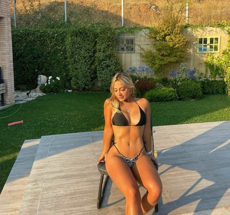 Paulina Antonella Blanco naked model images