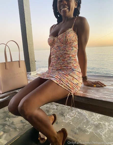 thehazelgrace sex model image