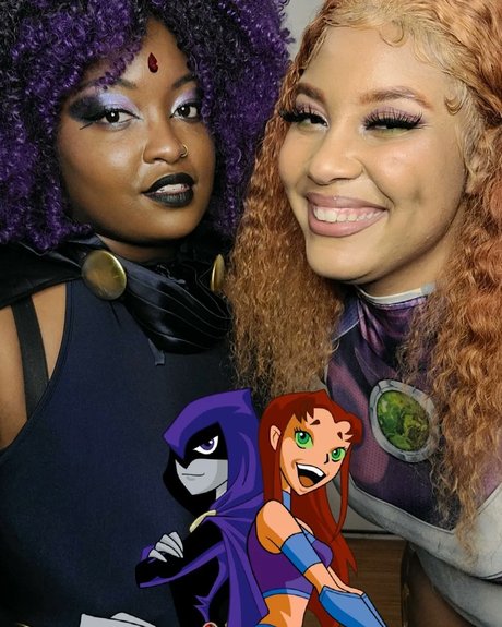 Animated Aja top model image