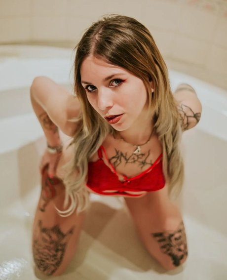 Deathliz pornstar exclusive pic