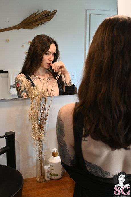 Raven Evil model sex galleries