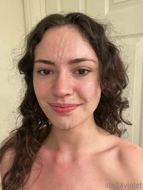 Stella Violet model sexy image