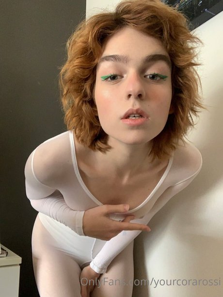 Cora Rossi sexy actress picture