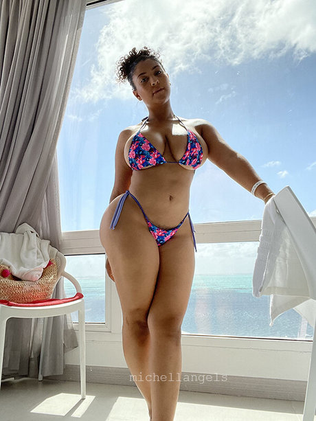 Michell Angels hot model photos