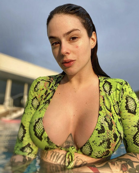 Ex Vicky Ohw star nude photo