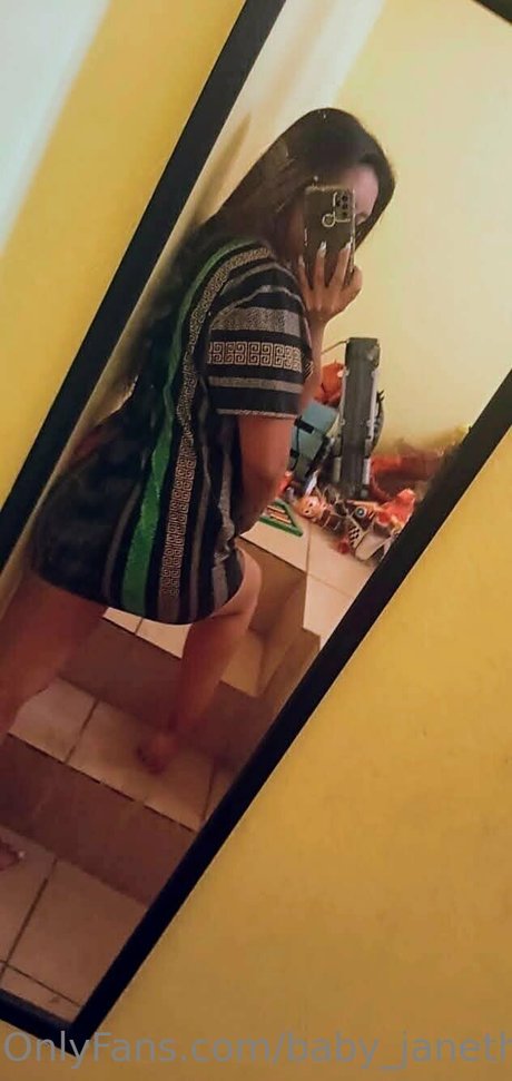 sexy mom onlyfans hot pic