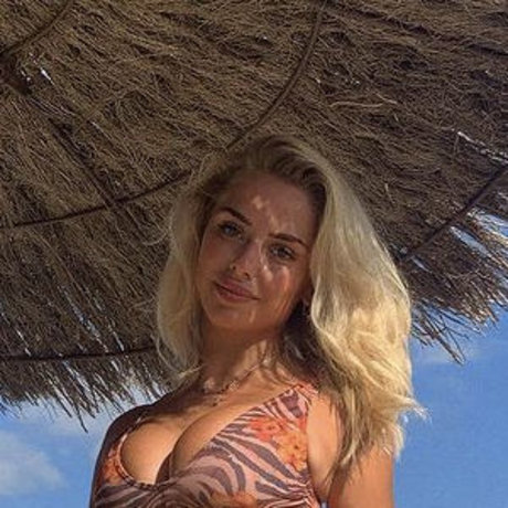 Mia Brodrick pornstar hd picture