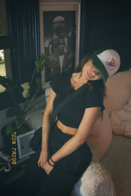 Alliyah star nude pictures