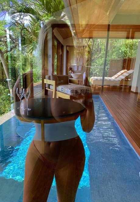 Coffey Sisters exclusive star pictures