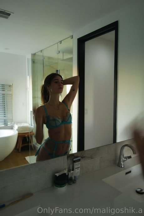 Anna Malygon_ nice pornstar img