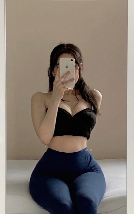 Mersweb model exclusive image