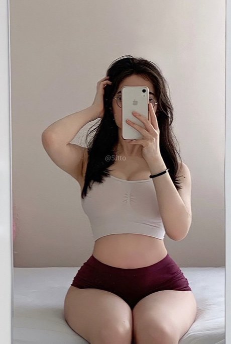 Mersweb star naked photo