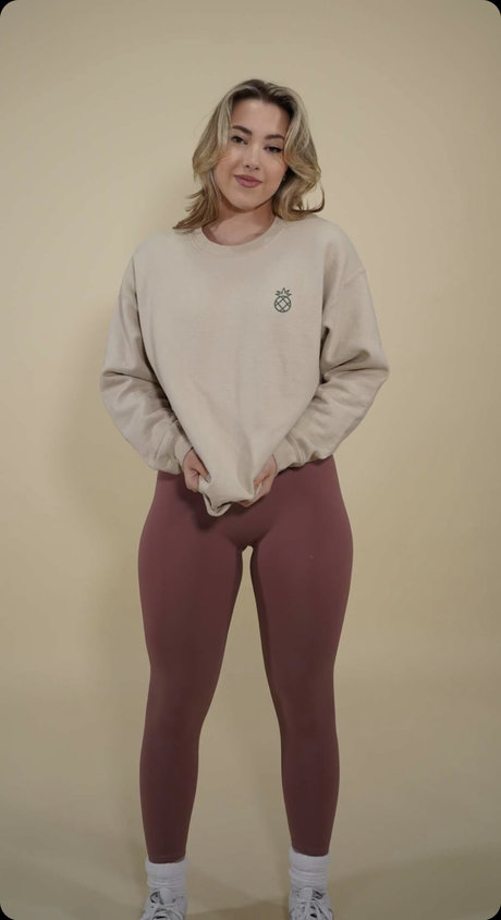 Alice Klomp perfect actress galleries