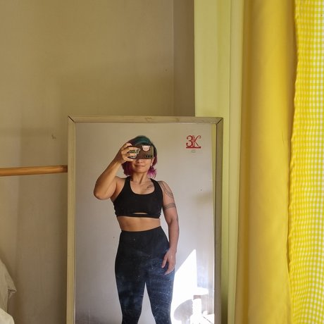 Nyaaati star naked gallery