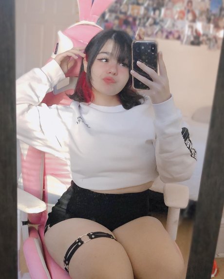 Sugashi_ beautiful actress pictures