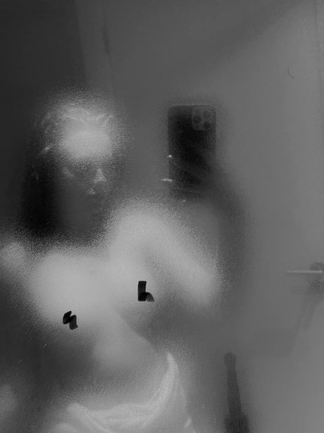 Vlada Dobryak model high quality img