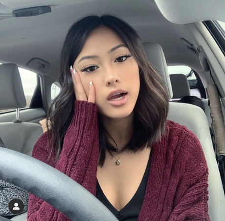 Gabby Hua_ pornstar sexy image