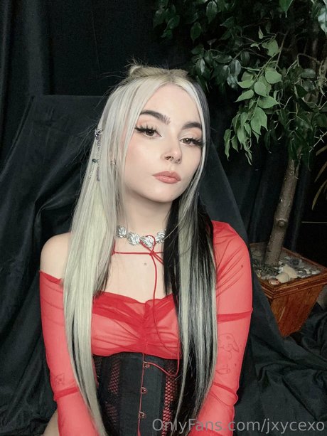 _Jxycexo model erotic pic