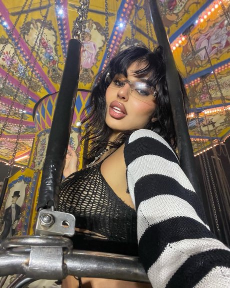 Hana Mahmood naked star photo