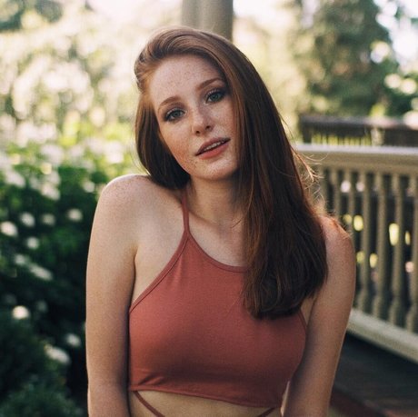 Madeline Ford pornstar naked img