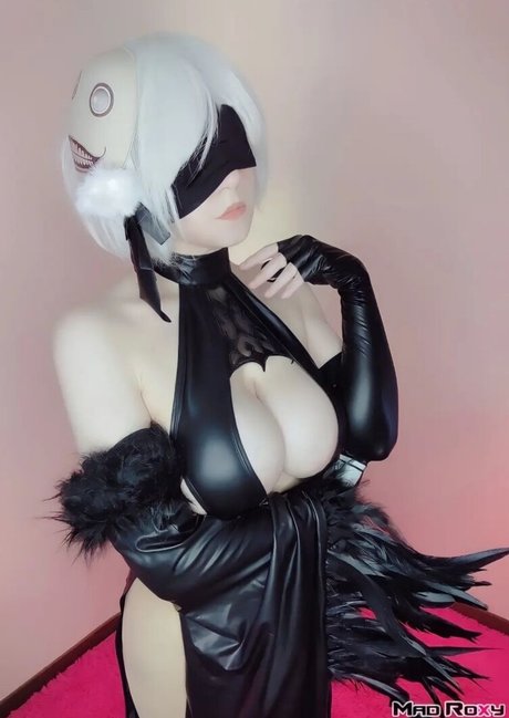 Mad Roxy top model gallery