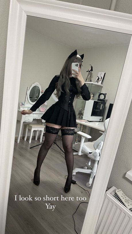 Candy Ball pornographic star pictures