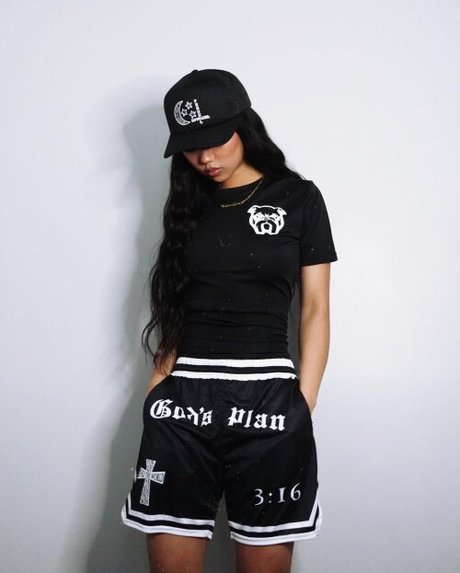 Alyanna Joelle porn model images