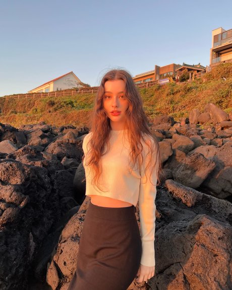 Dasha Taran_ naked pornstar archive