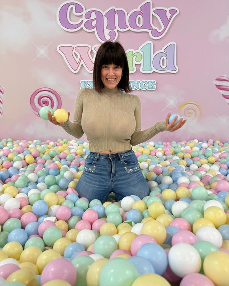 Madalina Ioana Filip model nice image