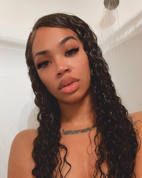 Cynthia Rose_ model sexy photos