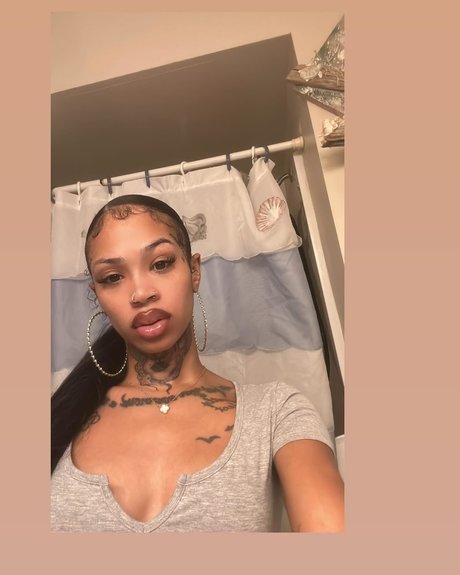 Cynthia Rose_ exclusive star img